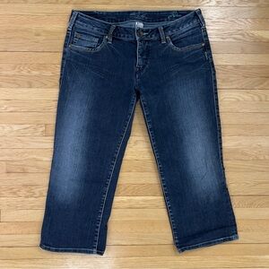 Women’s Silver Jeans Low Rise Aiko Capris, Size 31, Dark Wash, Summer, Y2K